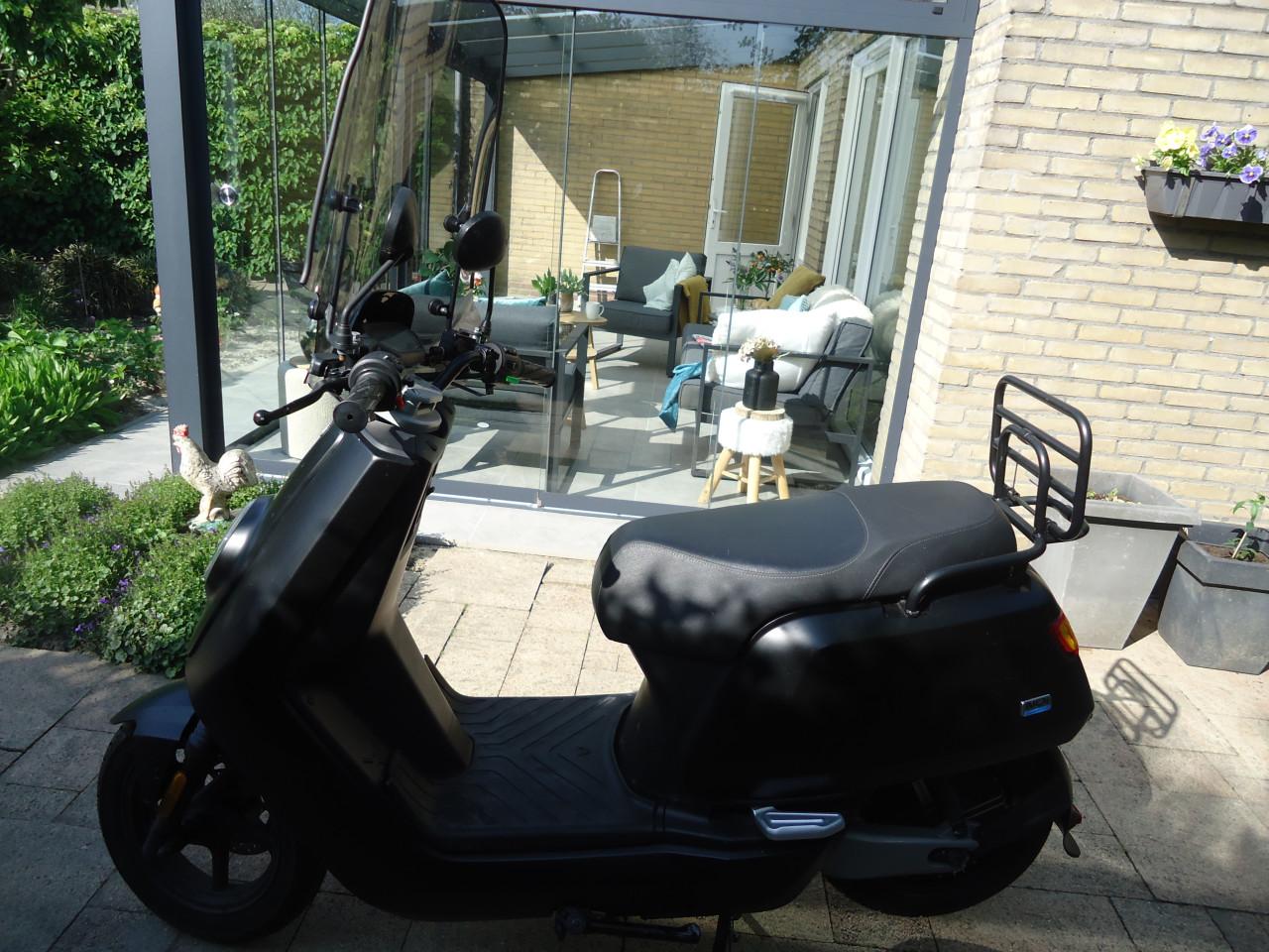 E scooter