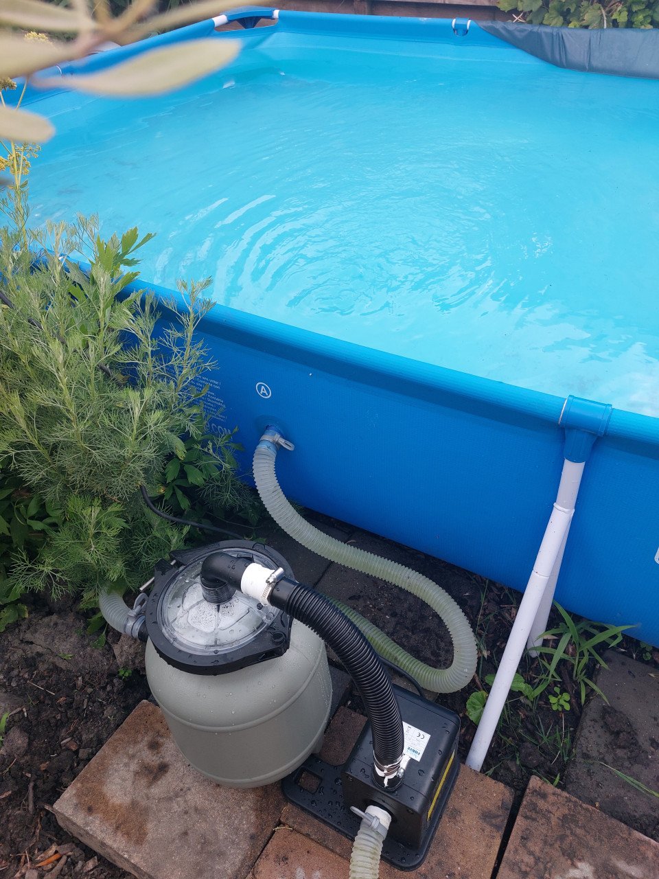 Zwembad 200 x 300 met warmtewisselaar zandfilter