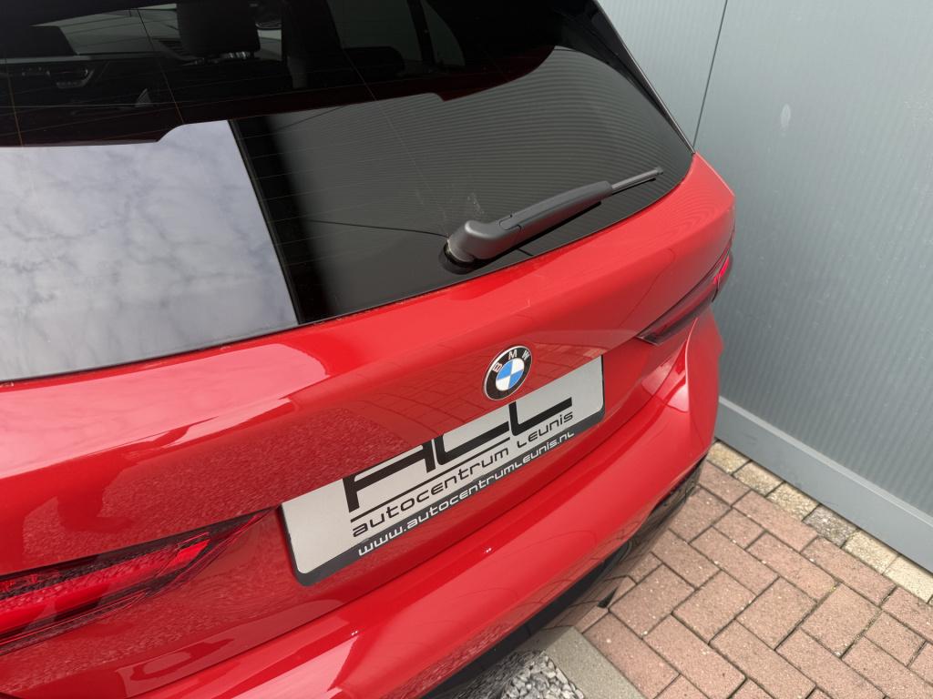BMW 1 Serie 118i 136pk automaat high executive m-sportpakket 5-drs