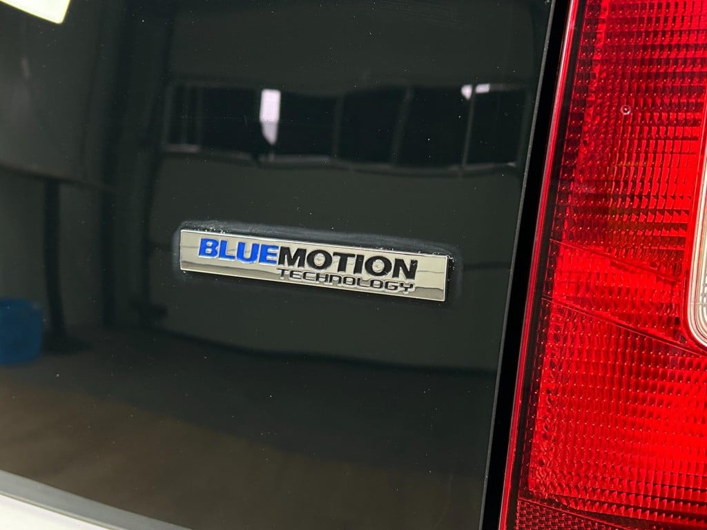 Volkswagen UP! occasion 1.0 move up! bluemotion | wit | 5-deurs | tweedehan