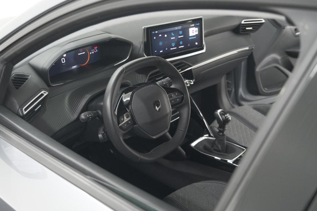 Peugeot 208 puretech 100 allure | apple carplay | parkeersensoren | climate