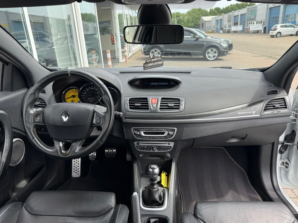 Renault Megane coupé 2.0 rs turbo 250