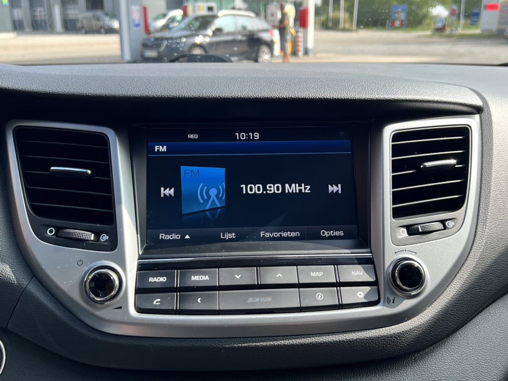 Hyundai Tucson 1.6 t-gdi premium 4wd | camera | trekhaak | nav | panorama d