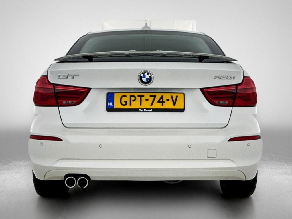 BMW 3-serie 320i xdrive executive | automaat | navigatie | leder | climate 