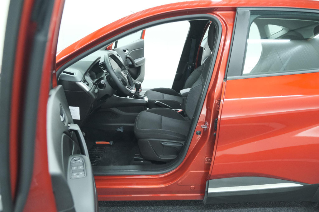 Renault Captur tce 100 zen | apple carplay | cruise control | dab+ radio