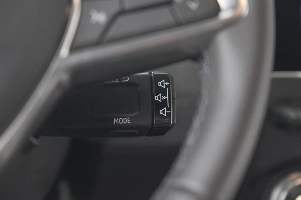 Renault Clio tce 90 gpf techno | 360 camera | adaptieve cruise control | 9.