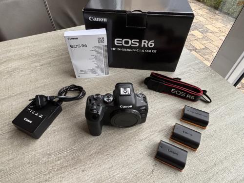 Canon R6 - 6000 clicks + 3 extra accu’s + 64GB geheugenkaart —- als nieuw