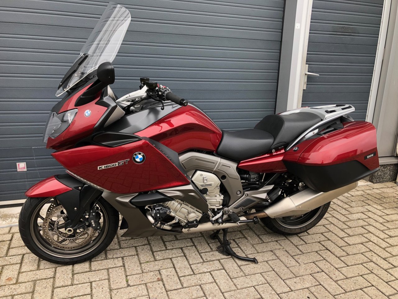 BMW K1600GT uit 2011 met 49dkm, cruisecontrol, audio, centrale vergr. €8950