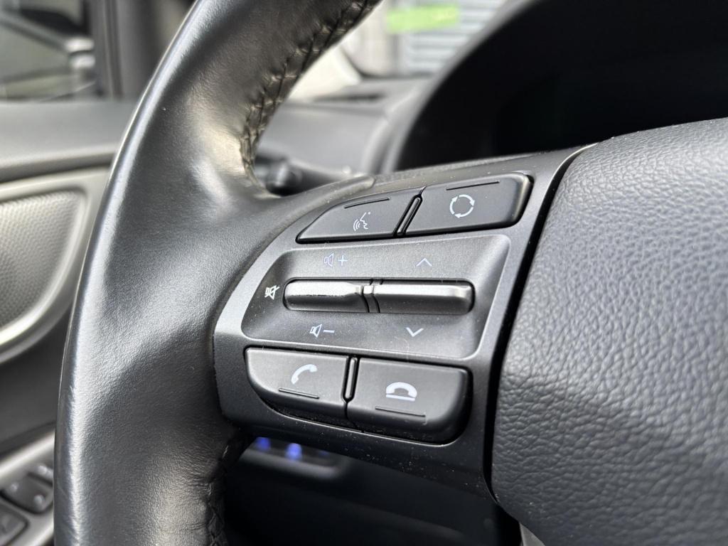 Hyundai Kona ev fashion 64 kwh design pack soh 95% 3-fase lader!