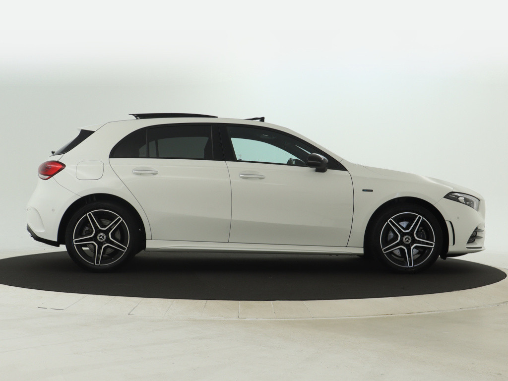 Mercedes-Benz A-Klasse 250 e business solution amg limited | amg line | nig