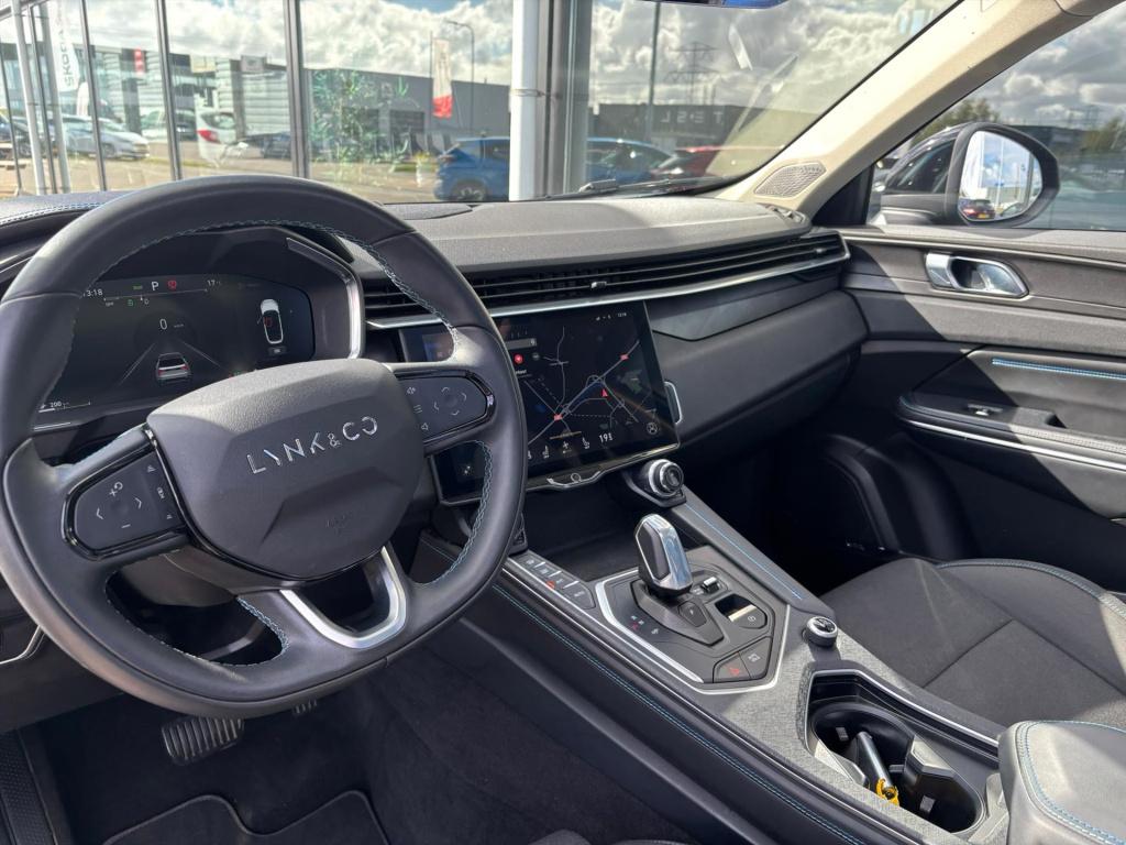 Lynk & Co 01 1.5 261pk phev 7dcth , panodak , adaptive cc , carplay