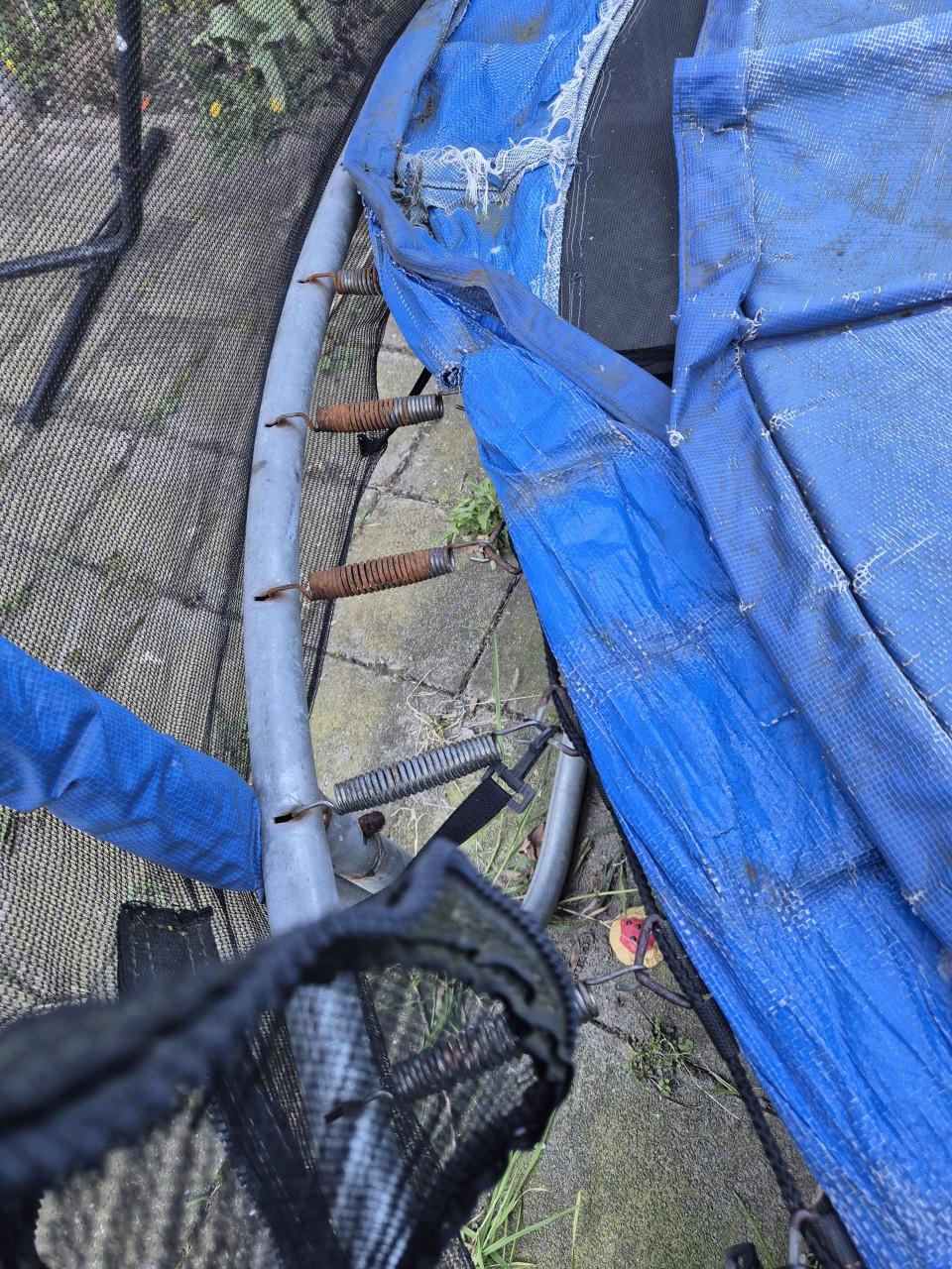 Gratis Trampoline 2.40