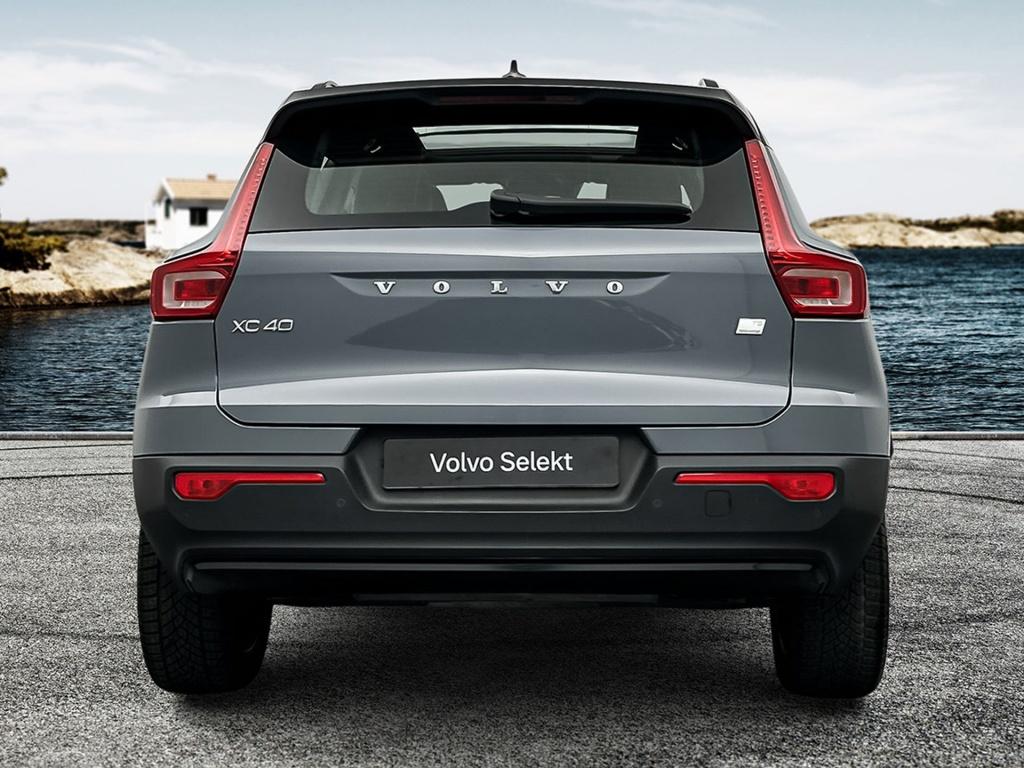 Volvo XC40 t5 262pk recharge r-design| pano| 360camera| ada.cruise| keyless