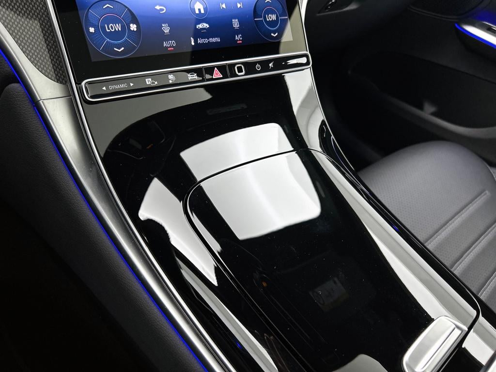 Mercedes-Benz Glc 300e 4matic sport edition | trekhaak | panoramadak | dode