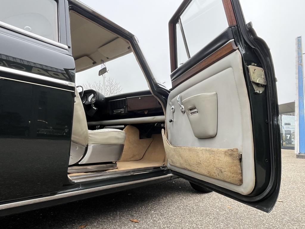 Rover Onbekend p5b 3.5 litre v8 saloon automatic