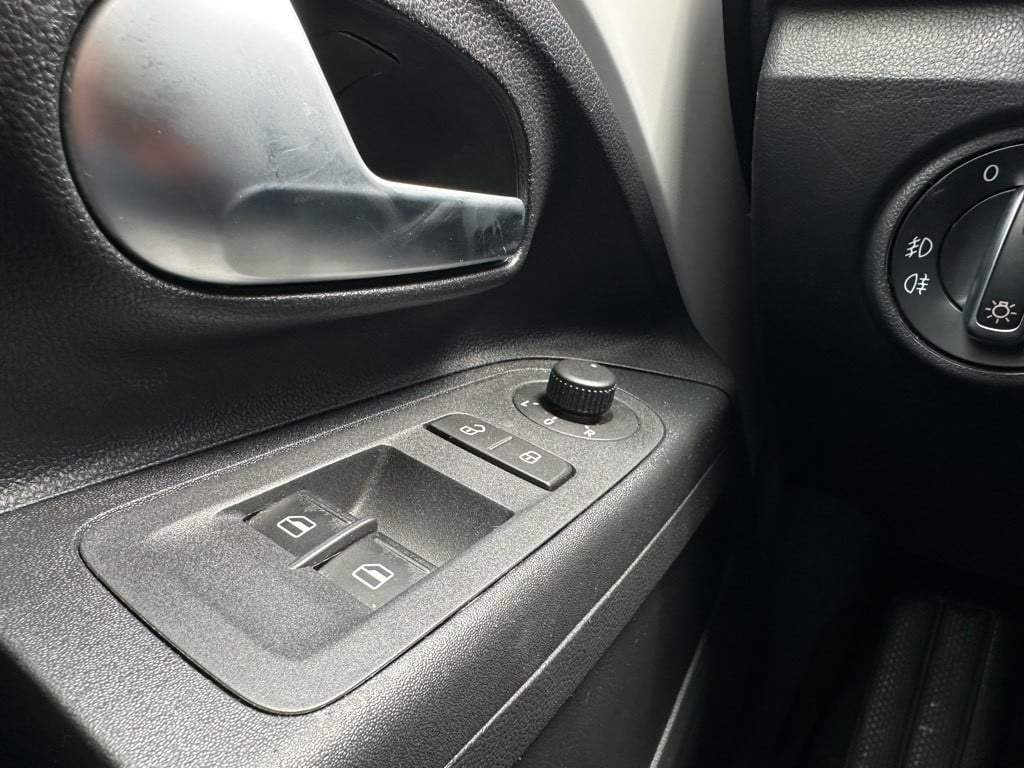 Volkswagen UP! gti // carplay // android auto //