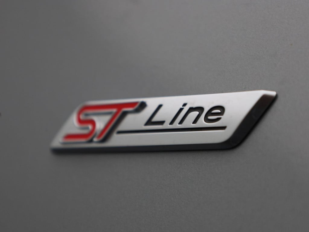 Ford Puma 1.0 ecoboost hybrid st-line x | adaptive cruise control | panoram