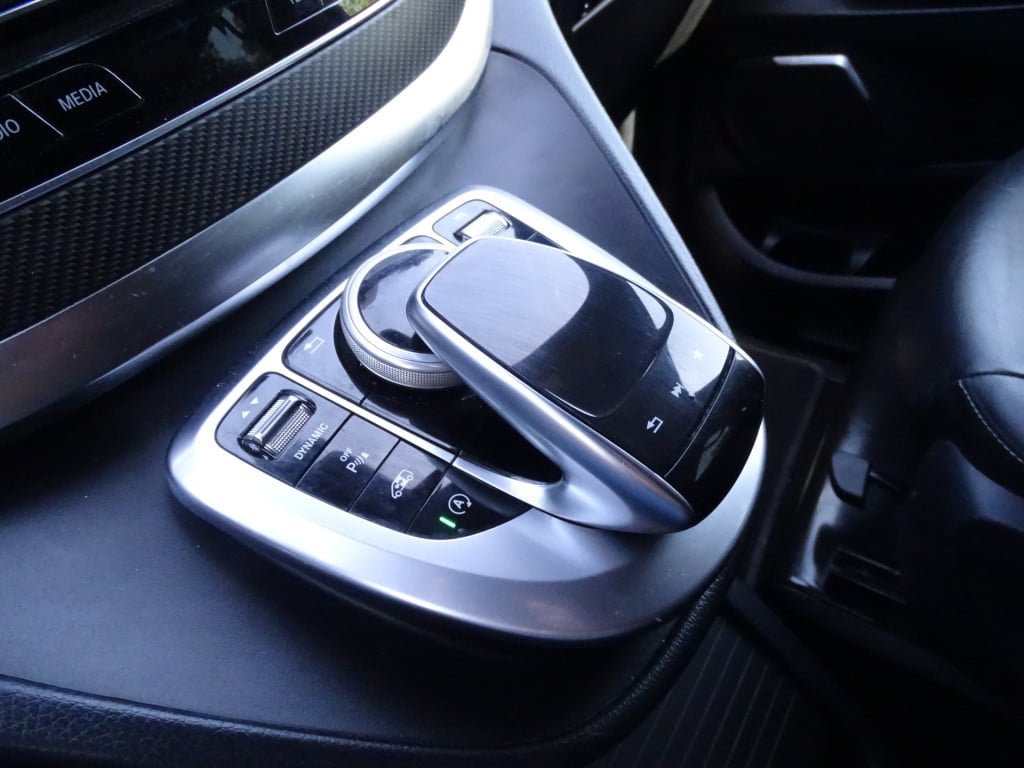 Mercedes-Benz V-Klasse 250d extra lang dc avantgarde edition