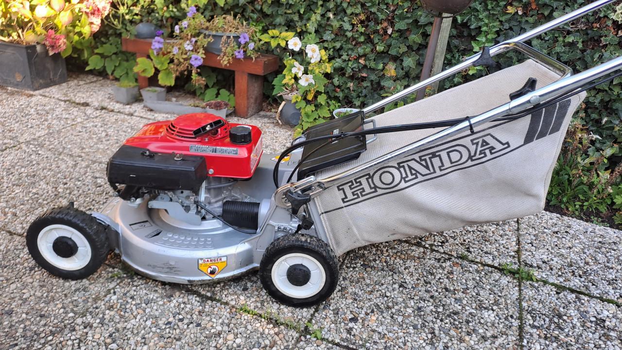 Honda HR 194 zelfrijdende grasmaaier 47 c.m maaibreedte