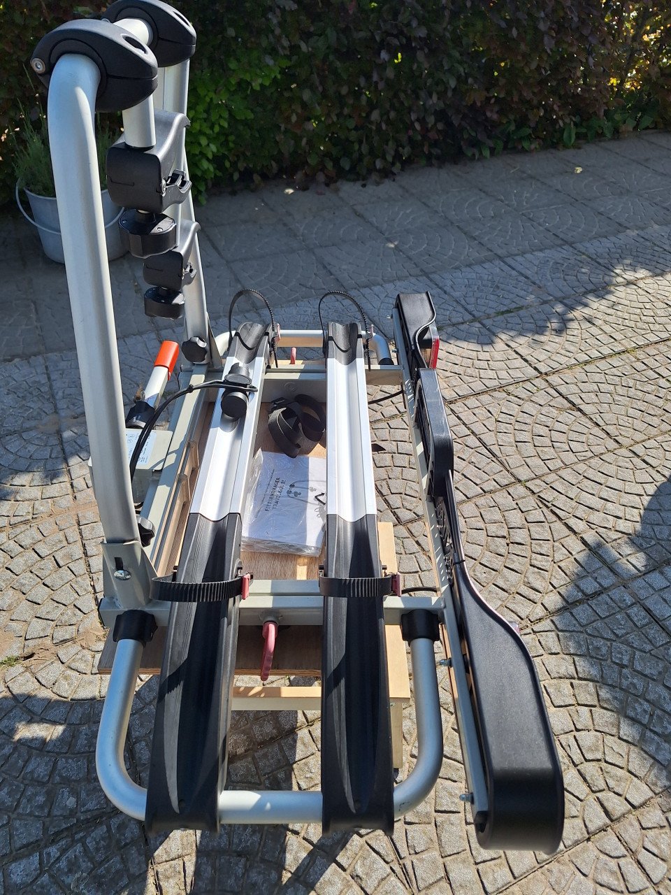 Fietsendrager Travel & Co voor 2-ebikes!
