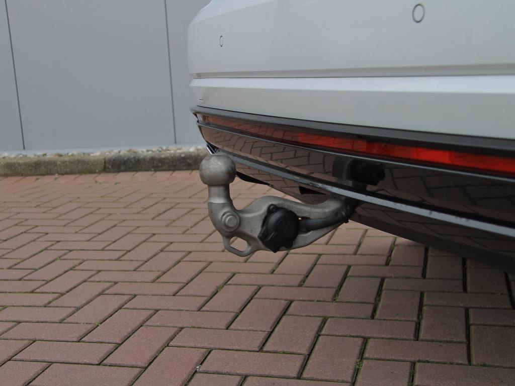 Volkswagen Touareg r 3.0 tsi ehybrid 462pk | full option
