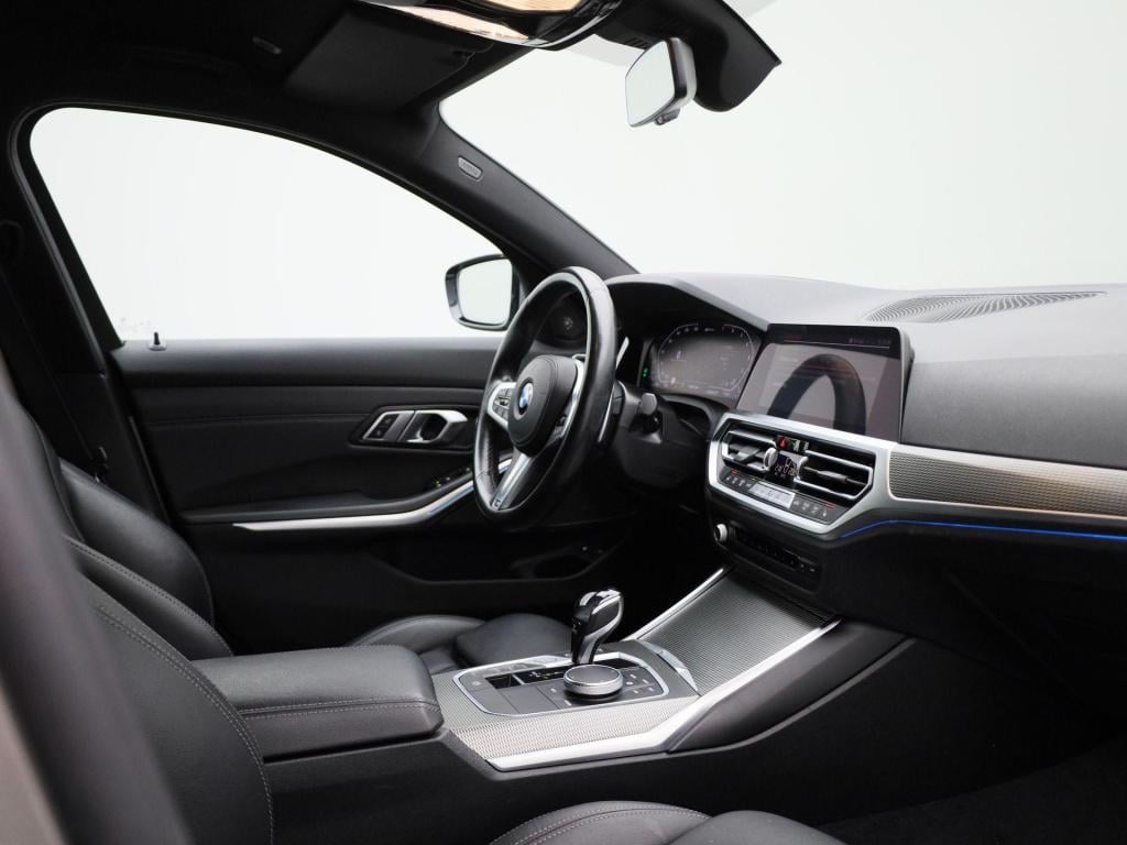 BMW 3-serie touring 330e high executive | m-sport | automaat | lmv | naviga