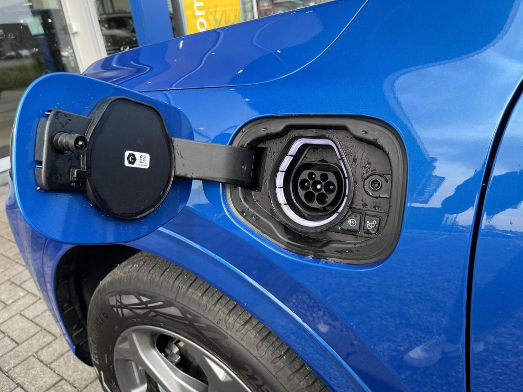 Ford Kuga 2.5 phev st-line | demo | actuele km-stand | climate control | cr