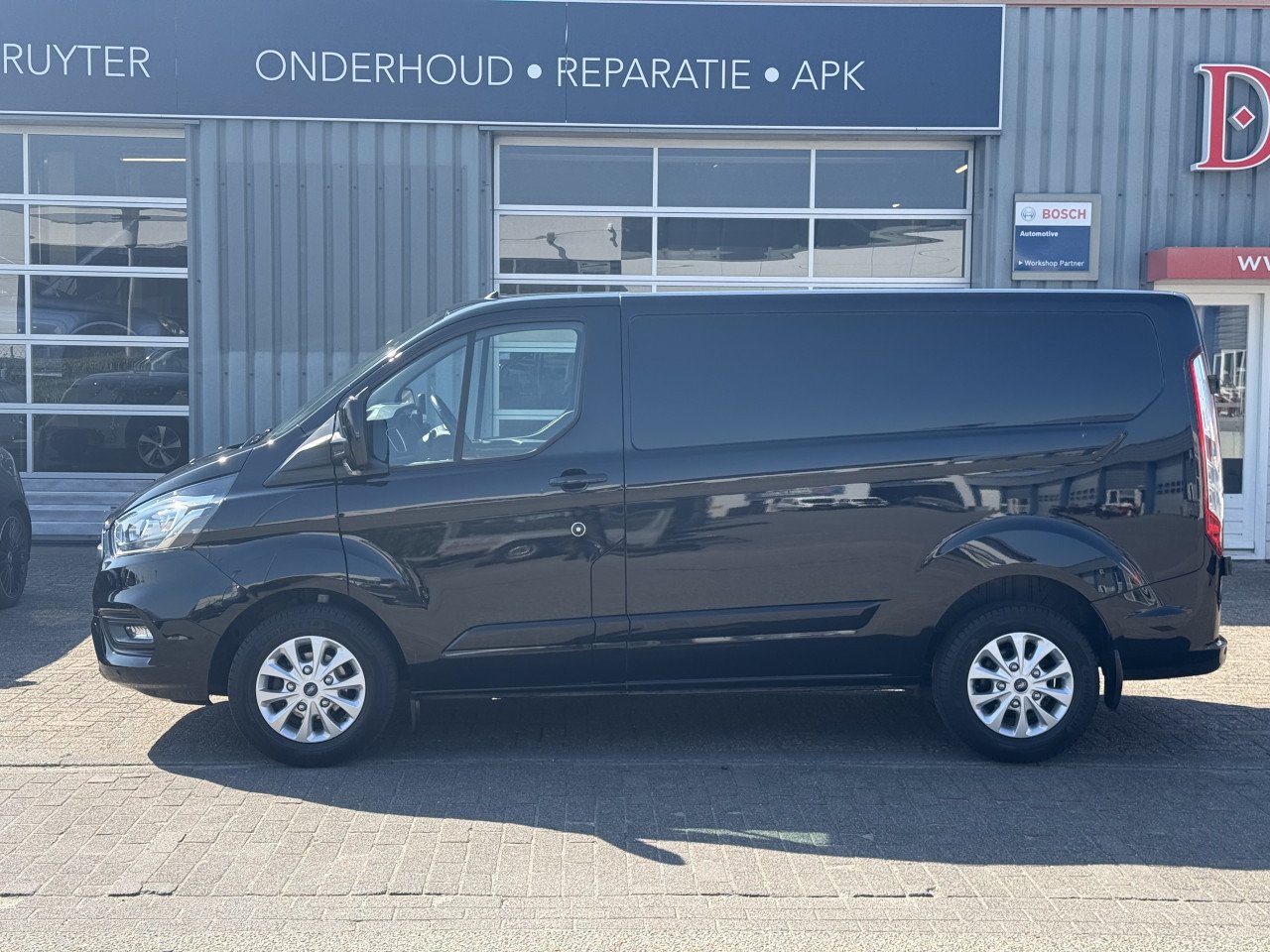 Ford Transit Custom - 300 2.0 TDCI L1H1 Limited 170PK Automaat