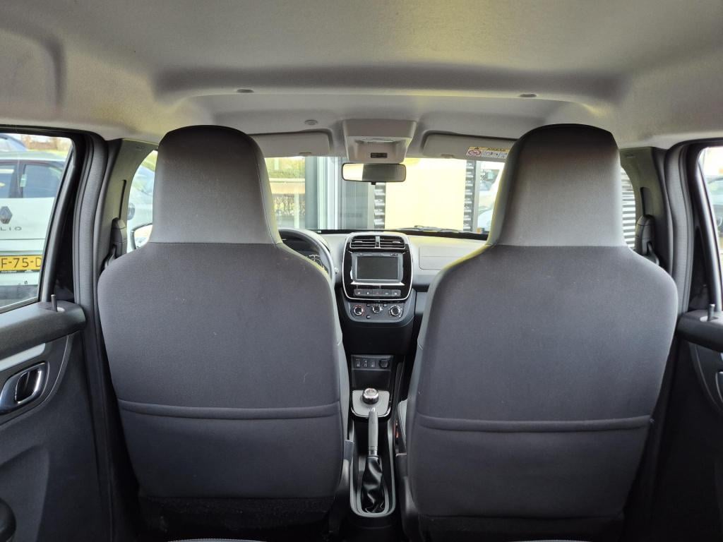 Dacia Spring expression 27 kwh lederen bekleding, navigatie, camera, ccs sn