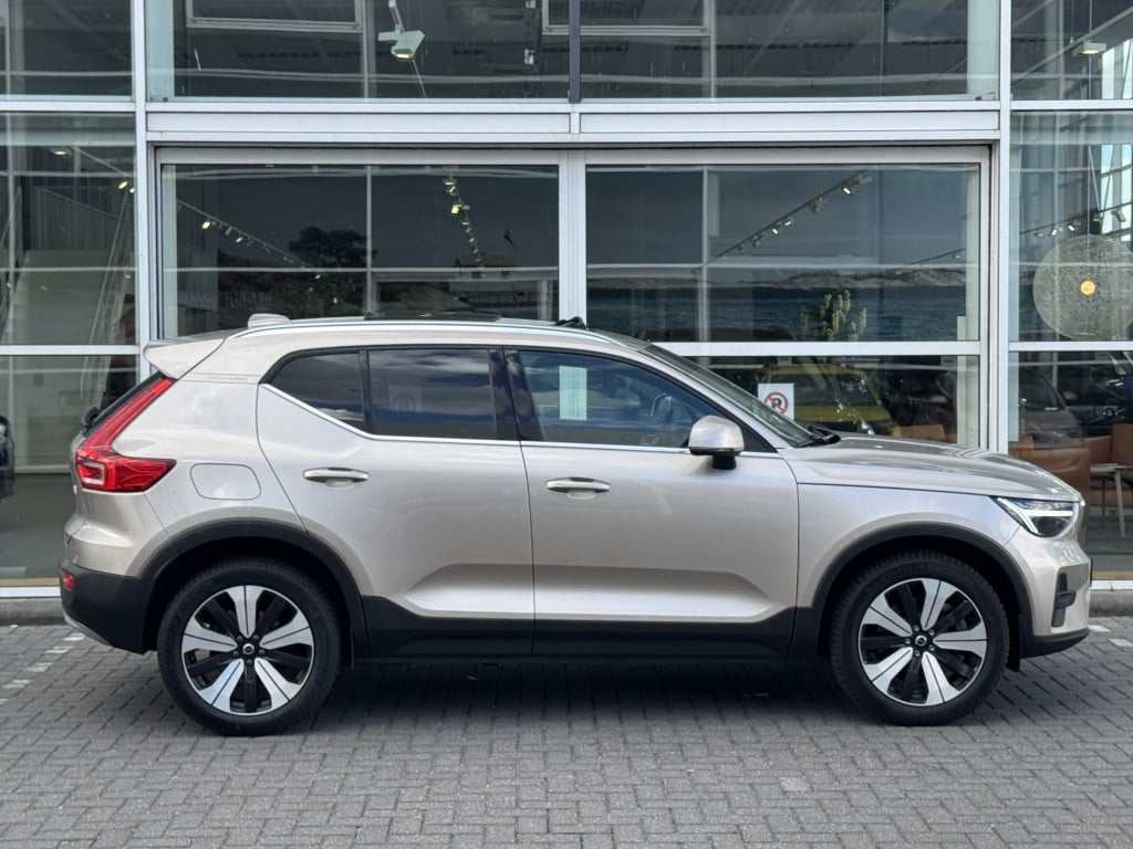 Volvo XC40 t5 262pk recharge ultimate bright| panodak| adap.cruise| leder|