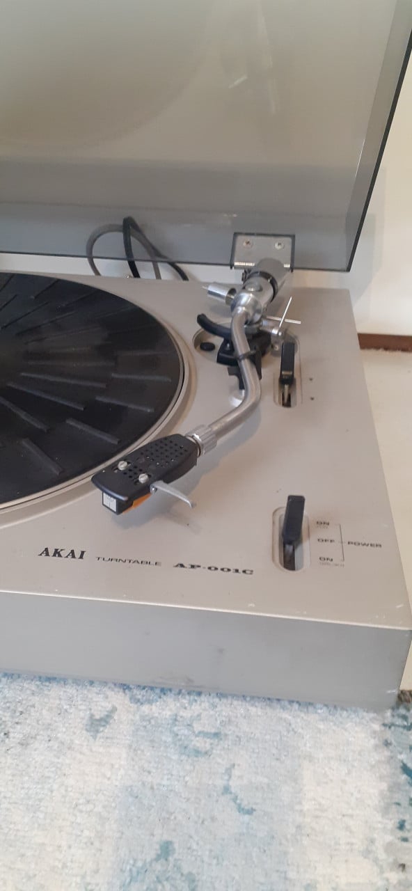 Akai AP 001C. draaitafel