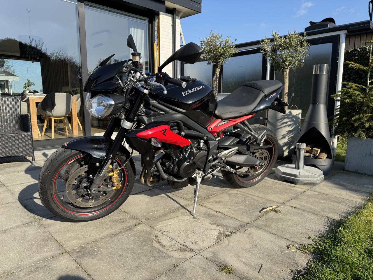Triumph Street Triple