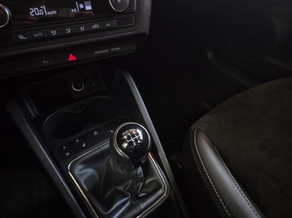 Seat Ibiza 1.0 tsi style / schuifdak / apple carplay