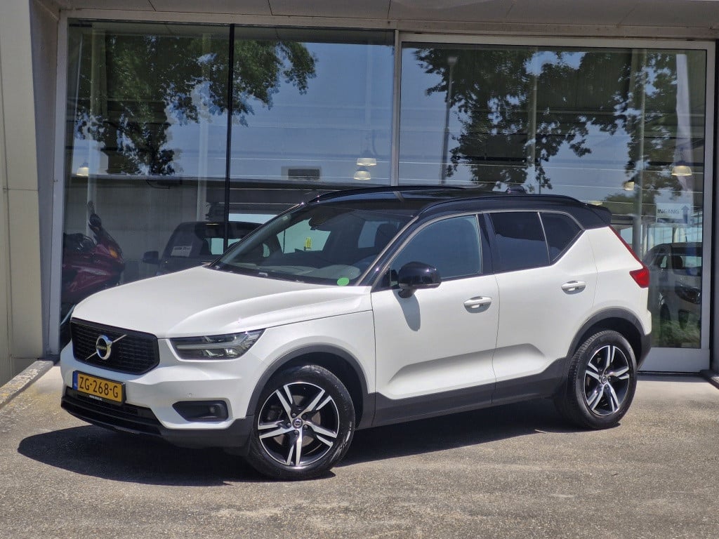 Volvo XC40 2.0 t4 r-design