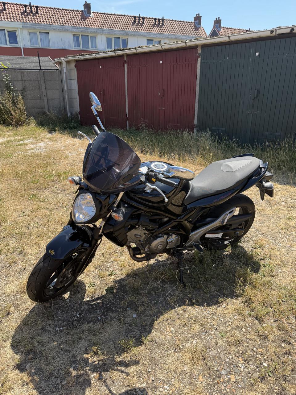 Originele Nederlandse Suzuki Gladius SFV650 ABS met slechts 34.136 km