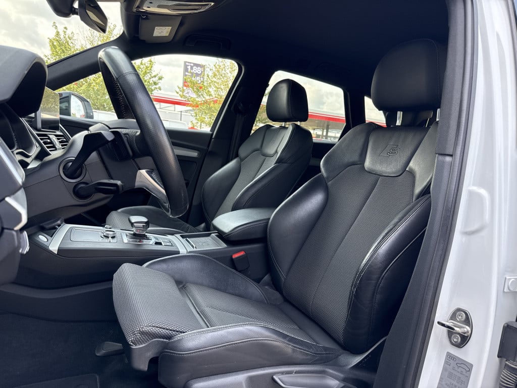 Audi Q5 50 tfsi e quattro s edition | s-line in en ext. | luchtvering | vir