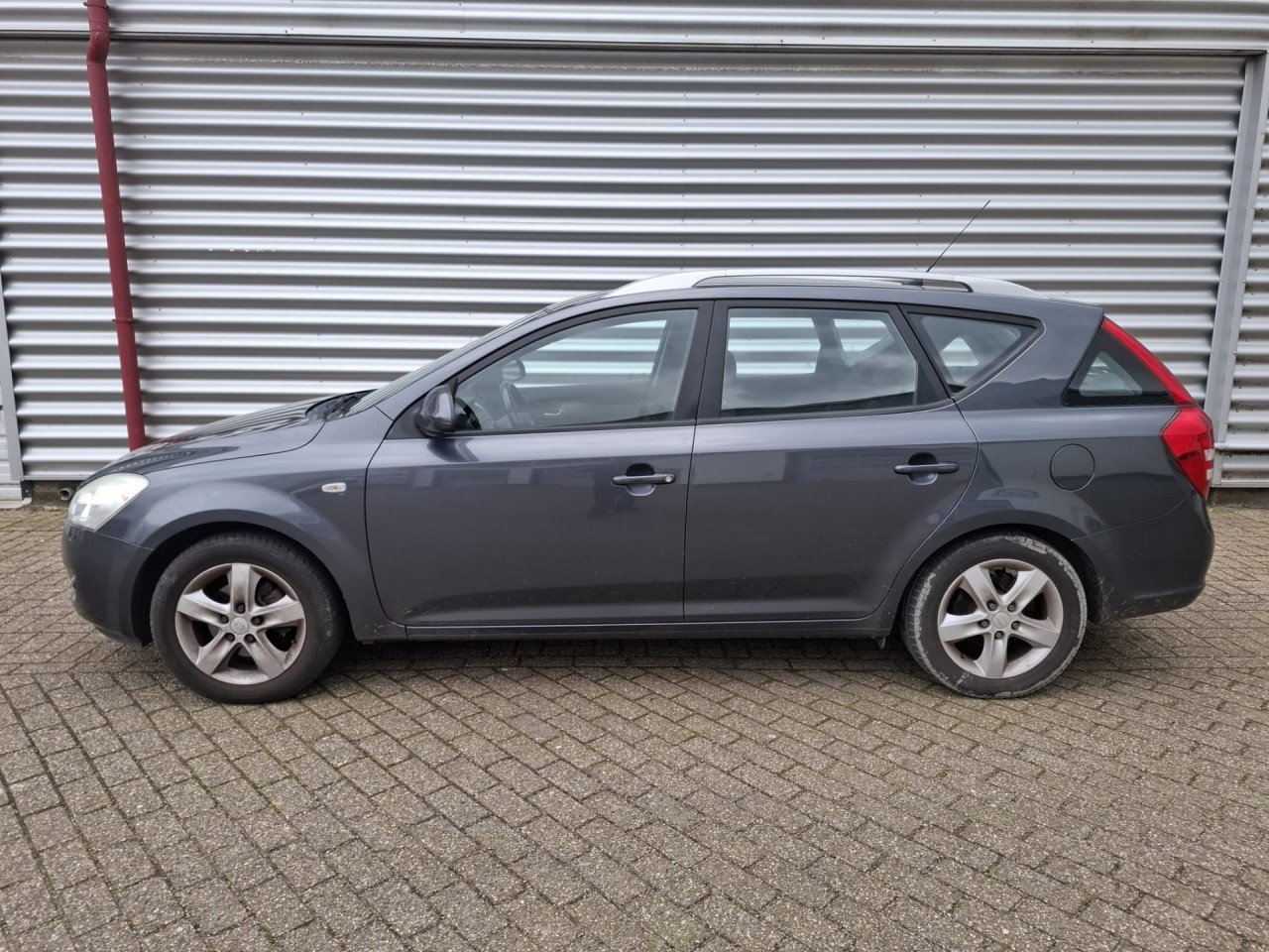 Kia cee'd Sporty Wagon 1.6 Business Edition
