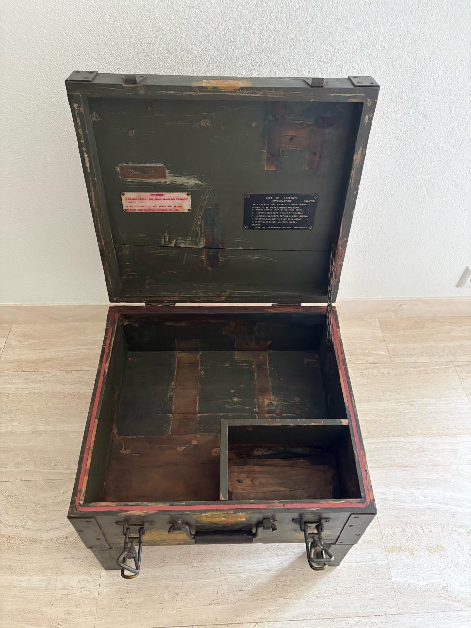 Militaire legerkist / salontafel (vintage)