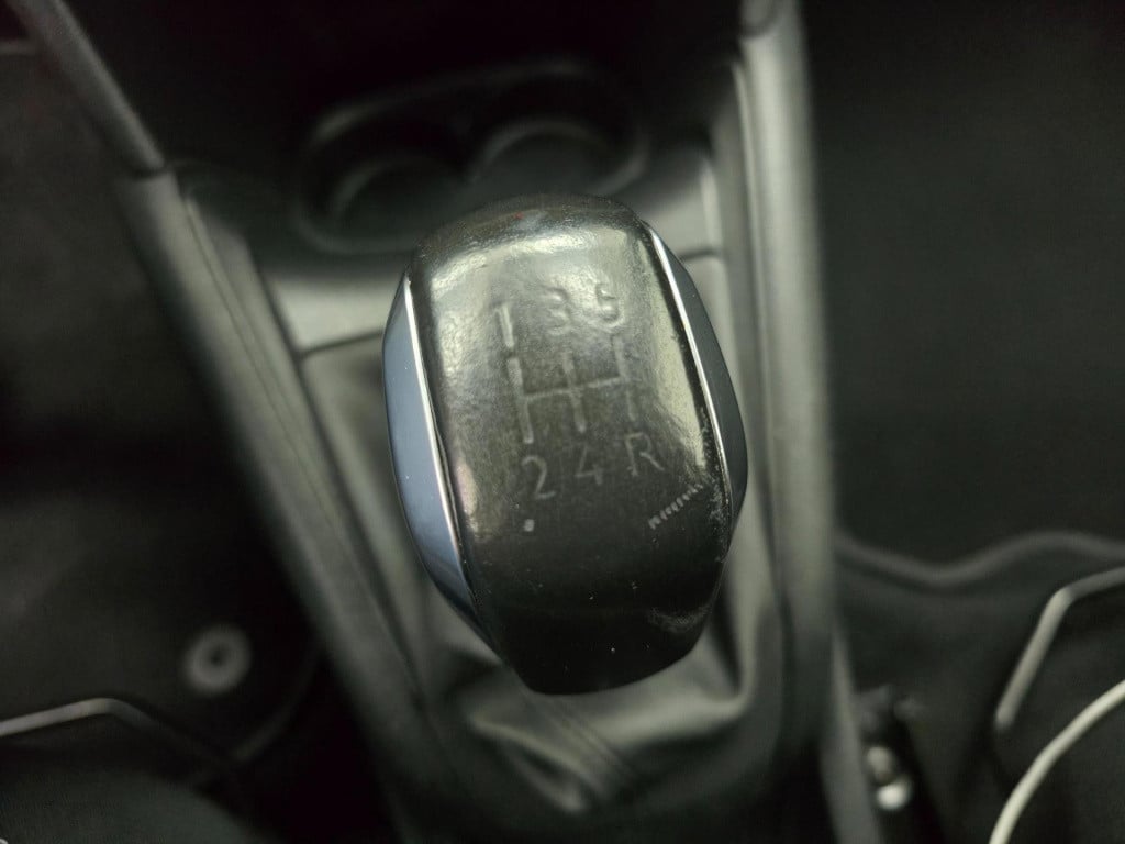 Peugeot 208 occasion 1.2 puretech allure met carplay en cruisecontrol | twe