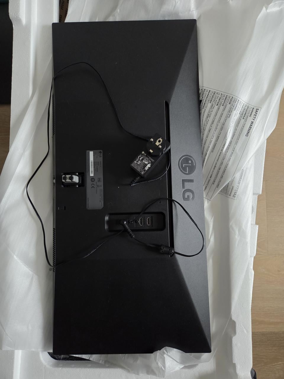 Samsung 29wl500 met beugel - 29" ultrawide