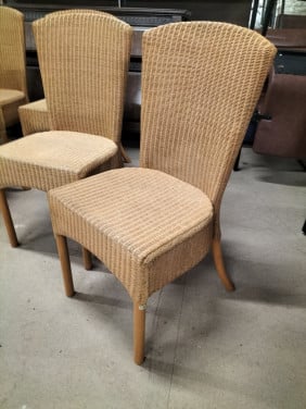 6 LOOM stoelen voor 75 euro
