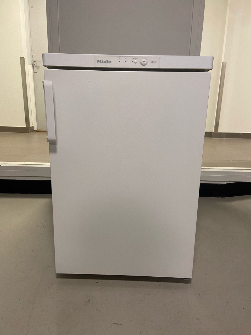 Te koop Miele vriezer 4 lades