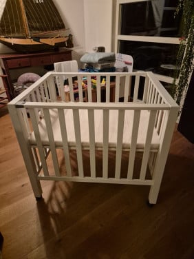 BOX verstelbaar met matras