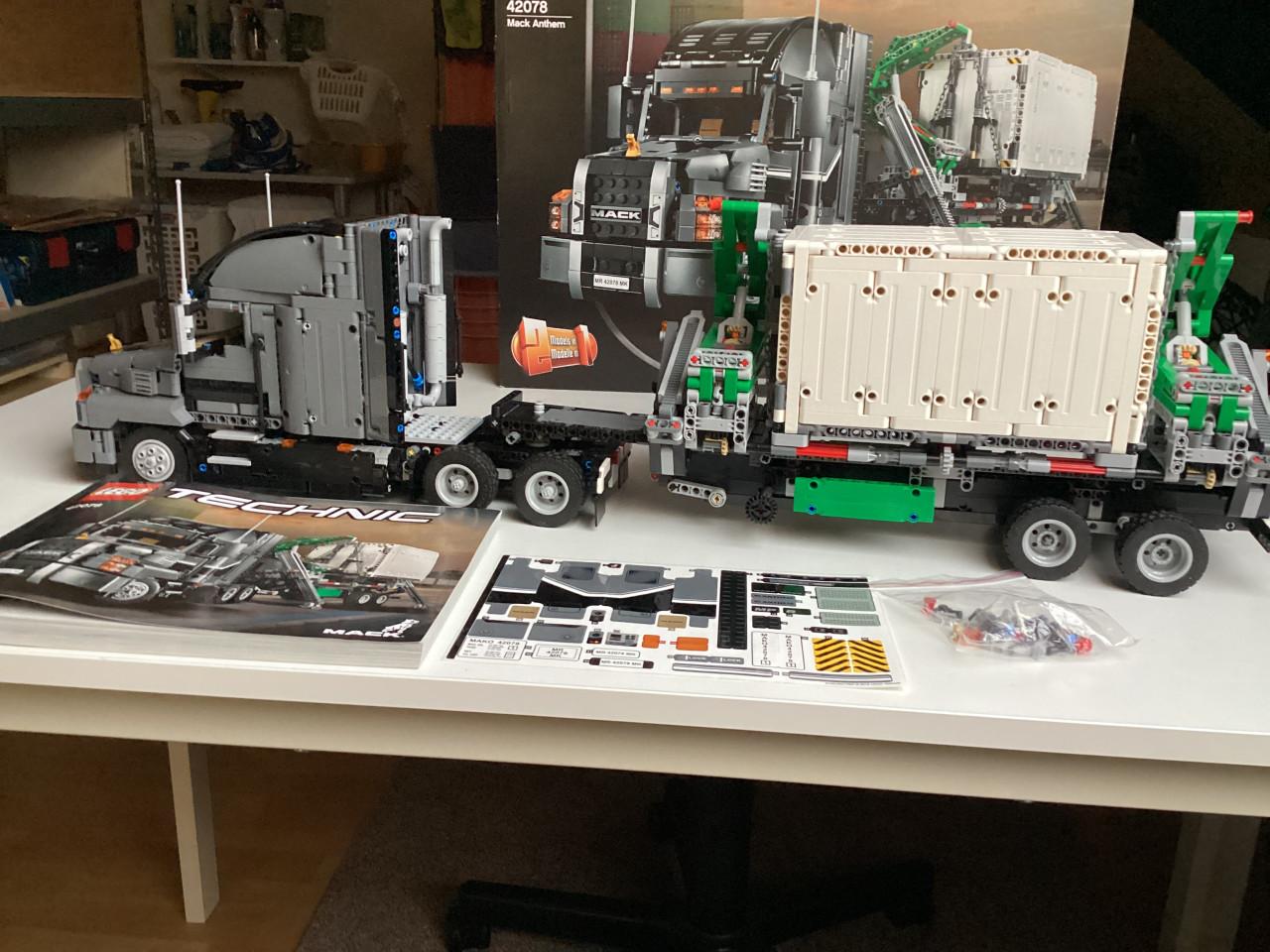 Lego Technic set 42078 Mack Anthem, in nieuwstaat, 1x gebouwd.