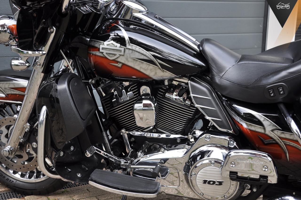 Harley-Davidson Streetglide special