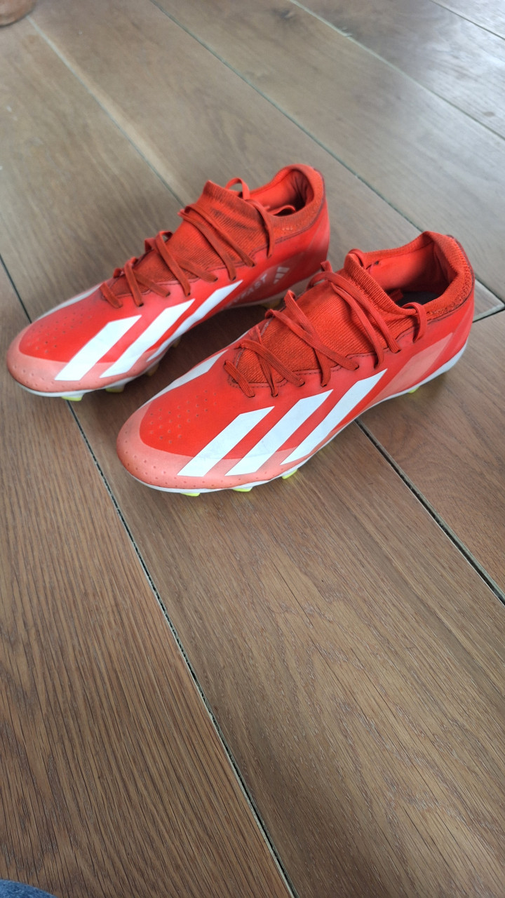 Voetbal schoenen maat 44