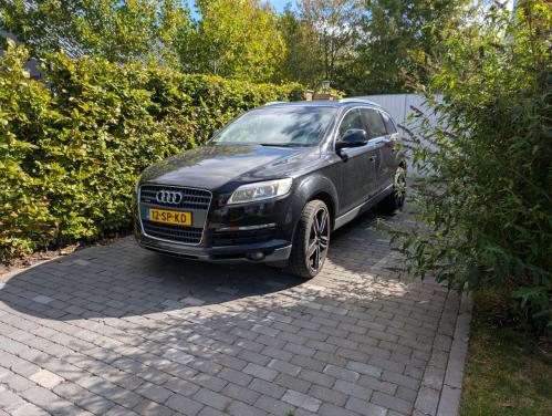 Audi Q7 4.2 V8 350pk 5+2 2006 (YOUNGTIMER) TREKHAAK: 3500kg!