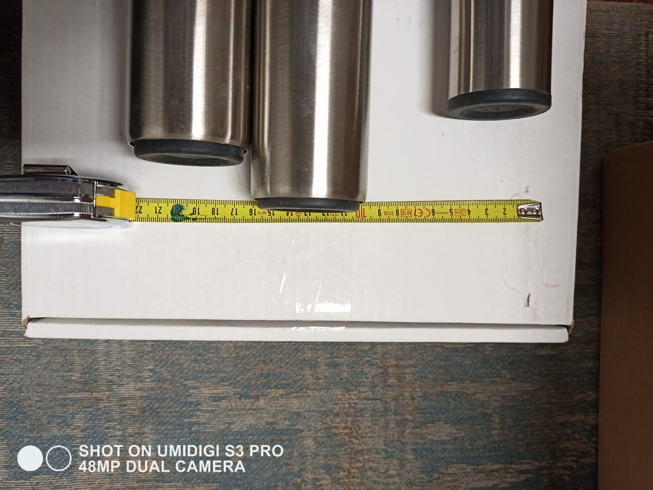 Poten, o.a. verstelbare en steunen voor 20 cm. planken en voor 40 cm.