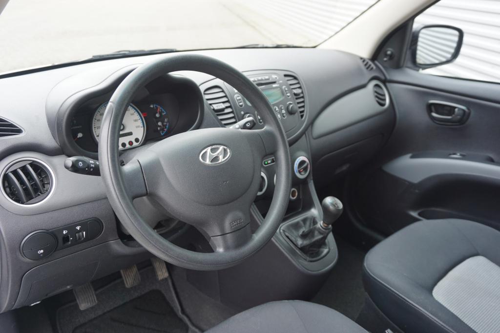 Hyundai I 10 1.1 active cool airco / elektr. ramen / nap