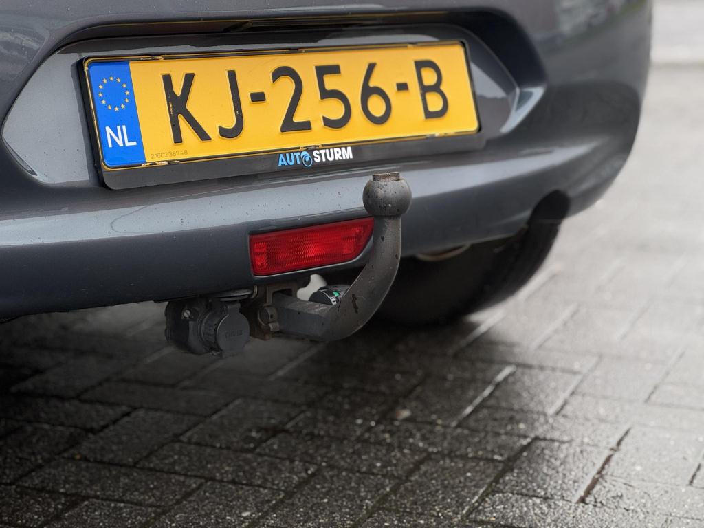 Nissan Micra 1.2 acenta automaat incl. trekhaak!